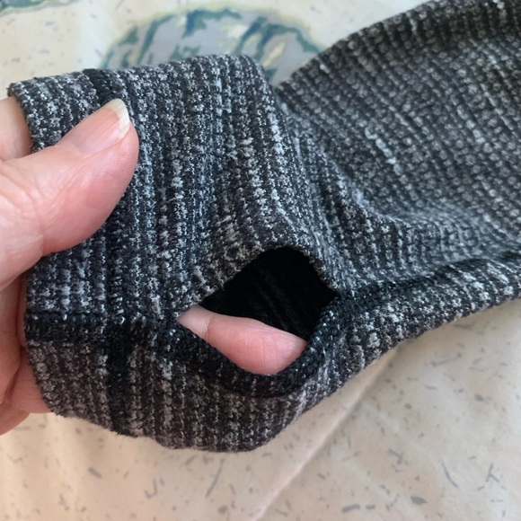 Lululemon Healthy Heart Pullover Black White Coco Pique Size 6 - Picture 6 of 9